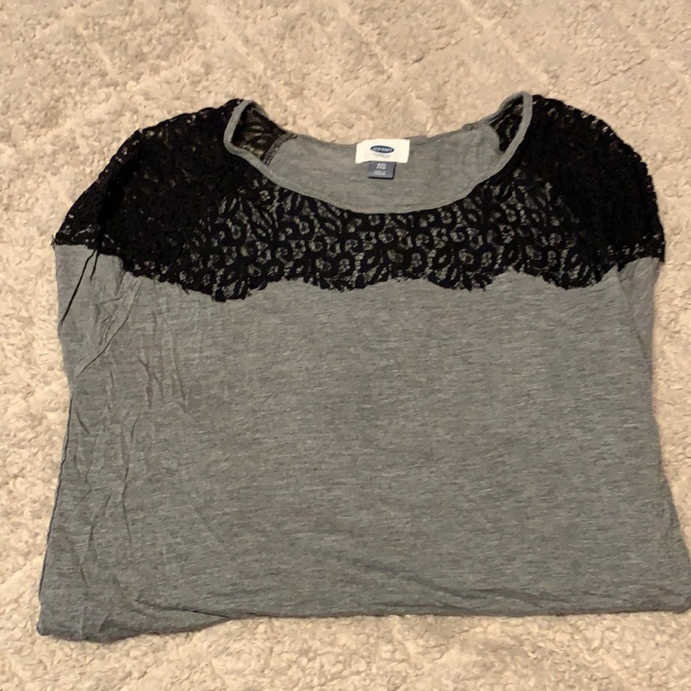 ⭐️ Long Sleeve Lace Shouldered Tunic